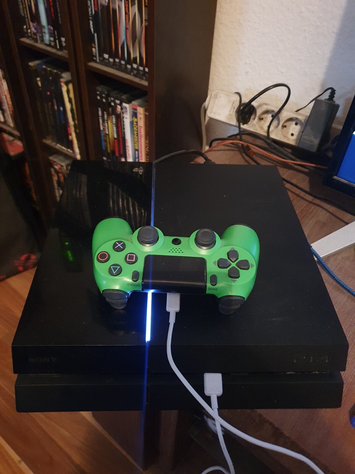 Ps4 + Controller + 3 Spiele 500gb Playstation 4 Leicht Defekt? eBay