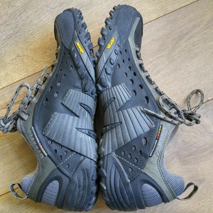 merrell intercept smooth black
