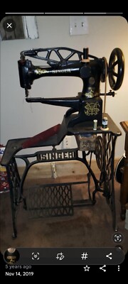 Sewing Machines - Singer 29-4