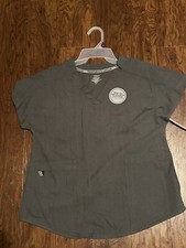 Climate Right By Cuddl Duds Woman's Gray Short Sleeve Small Scrub Top