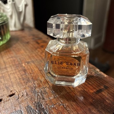 Le Parfum Elie Saab Perfume by Elie Saab Eau De Parfum Spray 1 oz 30ml for Women