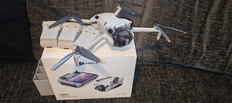 DJI Mini 4 Pro Fly More Combo 4K/60fps HDR, 20km FHD Transmission