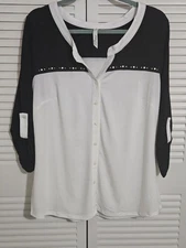 NY Collection Womans 1X Black & White Top  Roll Tab Sleeves Button Front V-neck