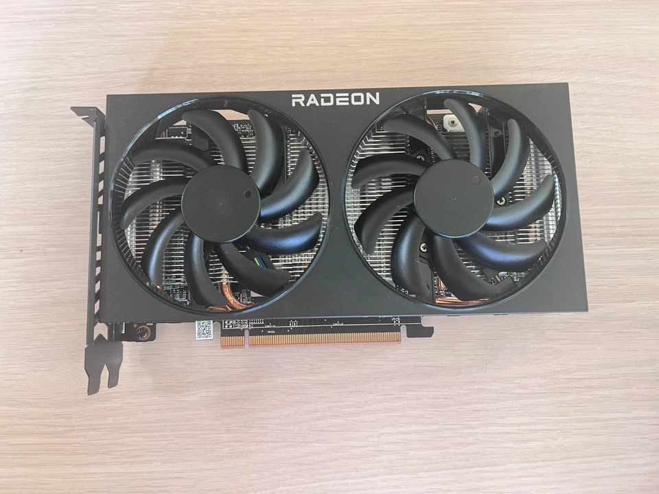Radeon RD-RX7600-E8GB GPU, Pci Express 4.0, 8GB, 1228bit, GDDR6, 2655Mhz, 18Gbps - Image 4 of 4