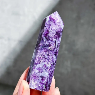 7-8cm 1 Stück Lepidolith Glimmer Kristall Obelisk Turm Glitzer Lila Schwarz Deko Geschenk