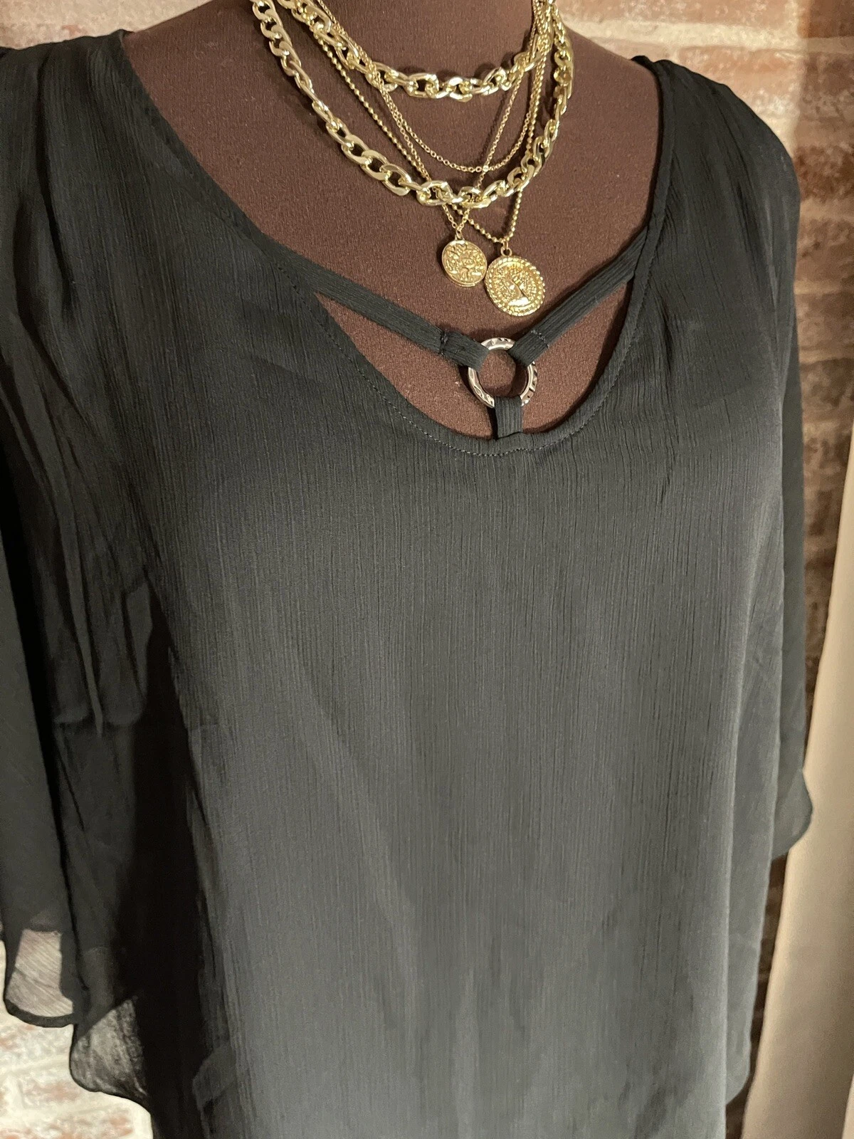 Nuovo! Camicia Alyx Falling Into You nera a strati manica flutter in chiffon grande