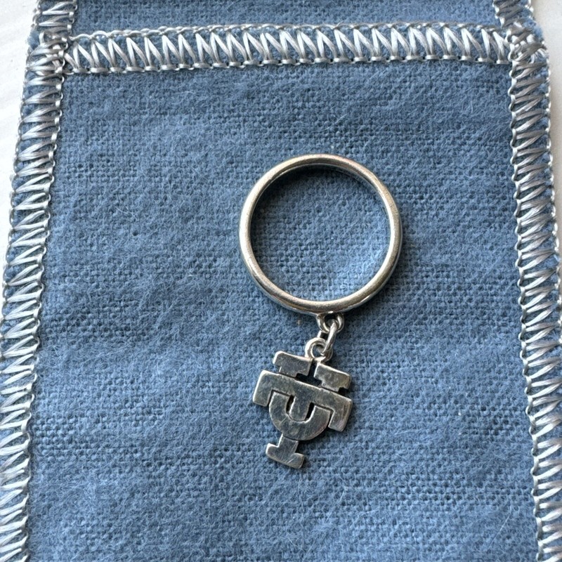 Retired James Avery UT University Of Texas College Dangle Charm Ring