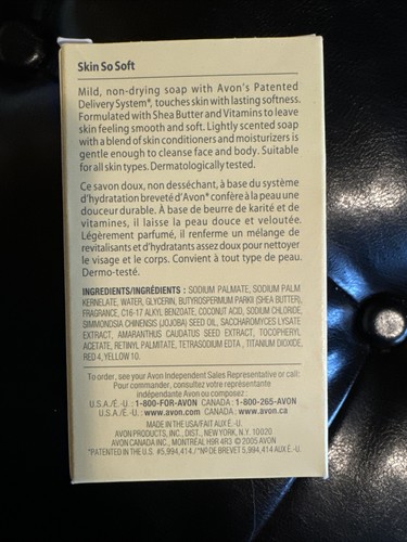 *Vintage Discontinued AVON SKIN SO SOFT Bar Bath Soaps Light And Lush. - Picture 2 of 2