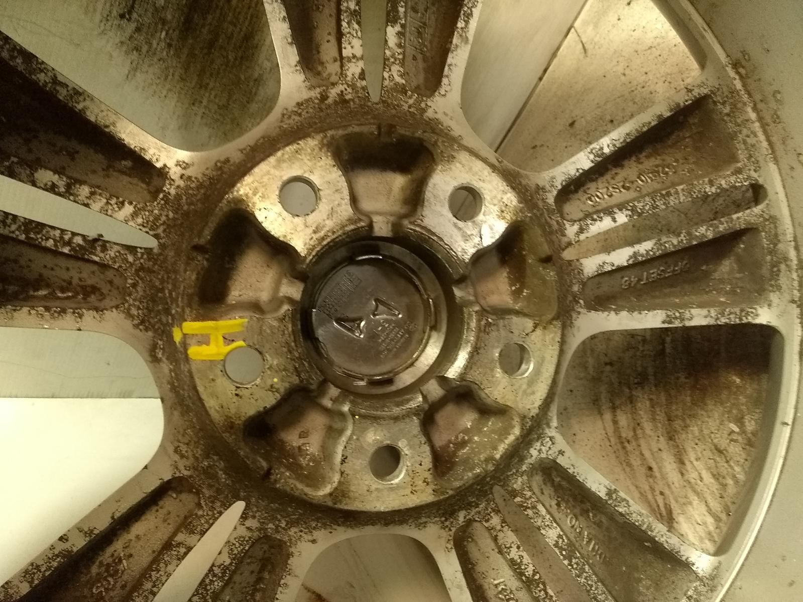 HYUNDAI IX35 WHEEL ALLOY WHEEL 6.5jx17 5 stuid 5 twin spoke et48 part