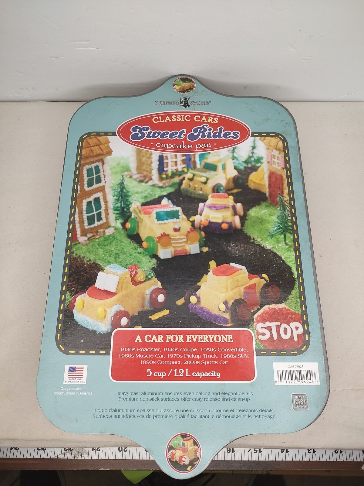 Vintage Aluminum Roasting Pan: Uncover the Timeless Elegance