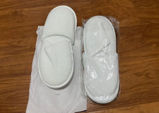 Signiel, KIDS Inside White Slipper Slide Hotel Quality One size Shoes x 2 NEW