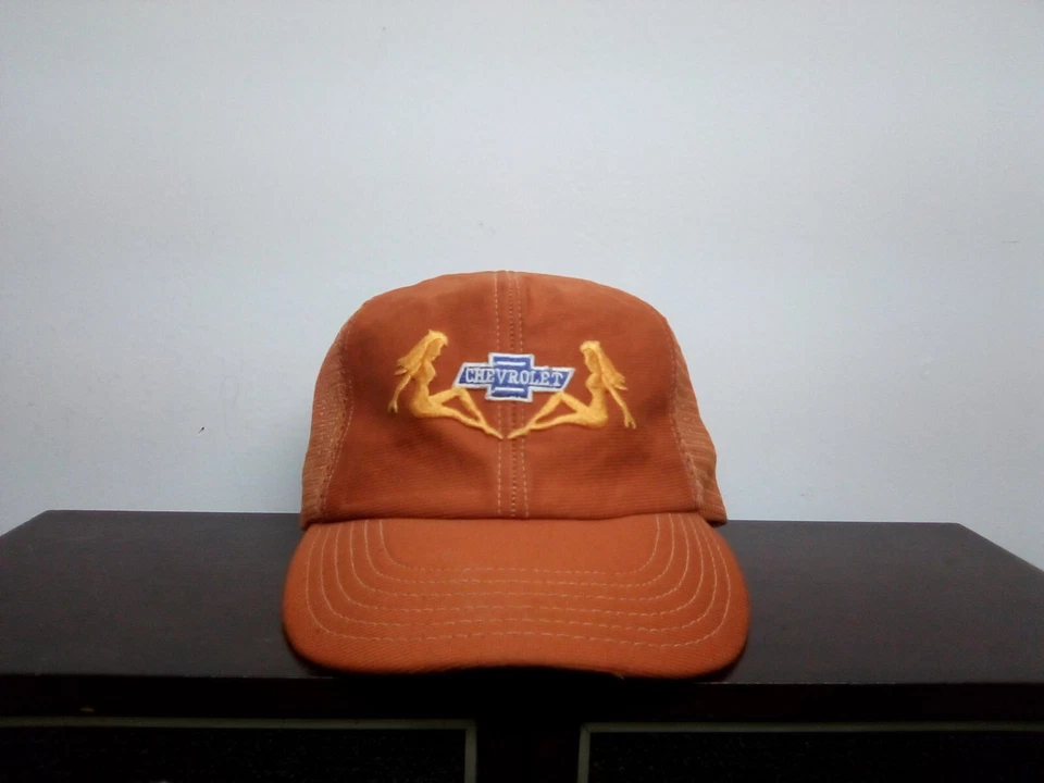 Subasta - Sombrero Chevy Truckers de colección - Sombrero raro dorado para damas Foto 2 de 4