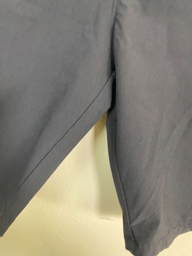 Oakley Herren Schwarz Golfshorts Größe 38 Chino Performance Neutral Outdoor 10" - Bild 12 von 16