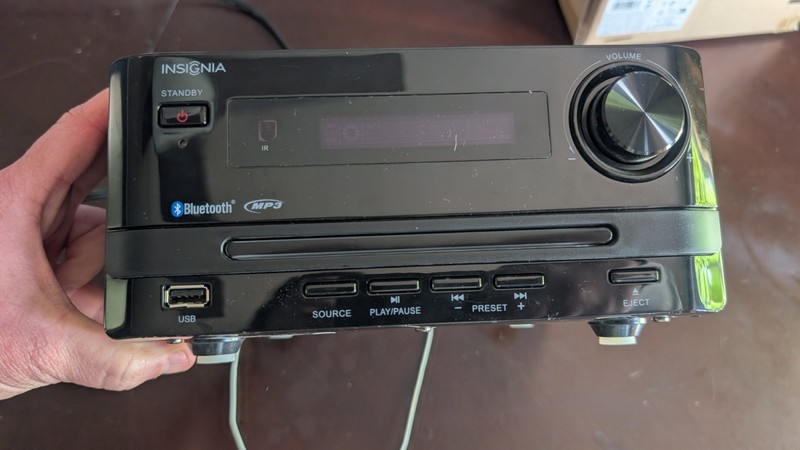 Insignia NS-SH513 Bluetooth CD Compact Shelf System Receiver