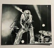 LAINEY WILSON SIGNED 8x10 PHOTO COUNTRY MUSIC STAR HOT RARE AUTOGRAPHED BAS COA