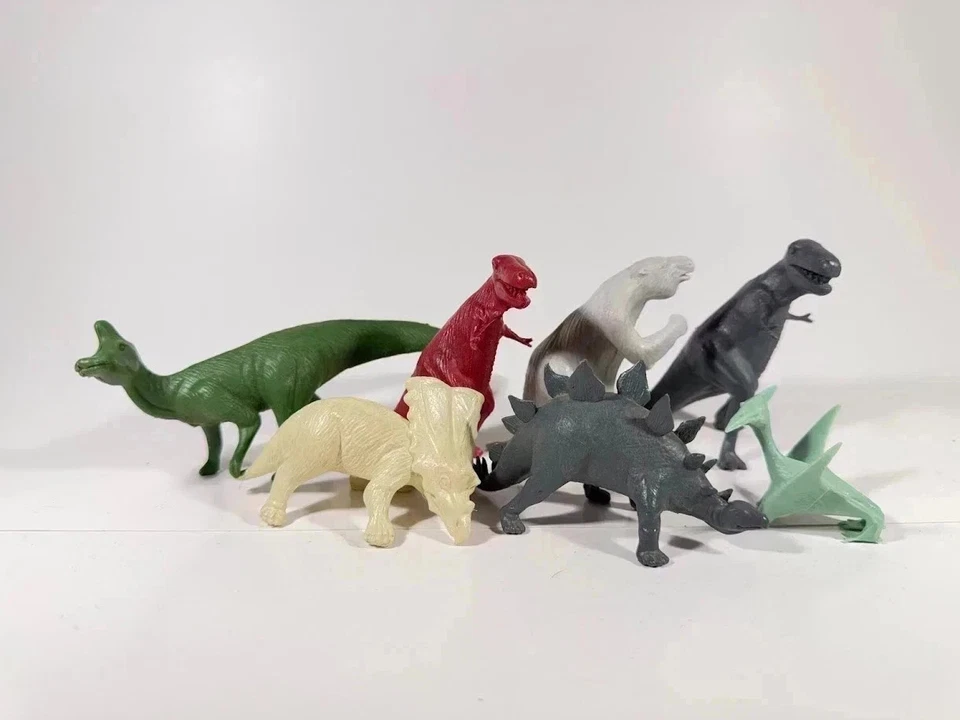 Vintage Dinosaur Toy Collection Marx & Royal Ontario Museum Hong Kong RARE - Image 2 of 3