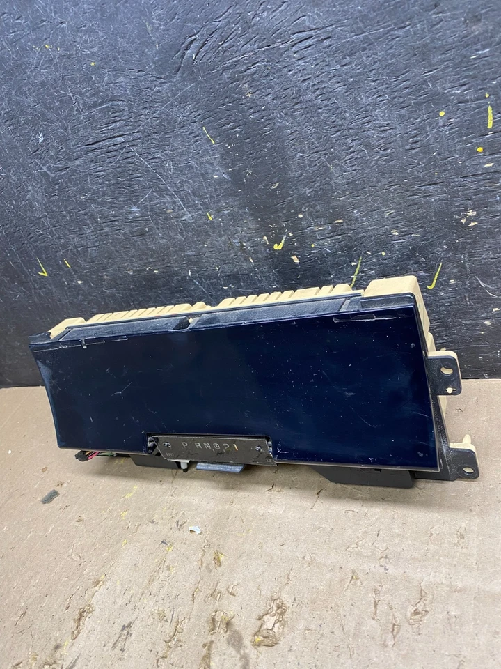 Ford Crown Victoria 1996 a 1997 velocímetro calibre U5634 DG Foto 3 de 4