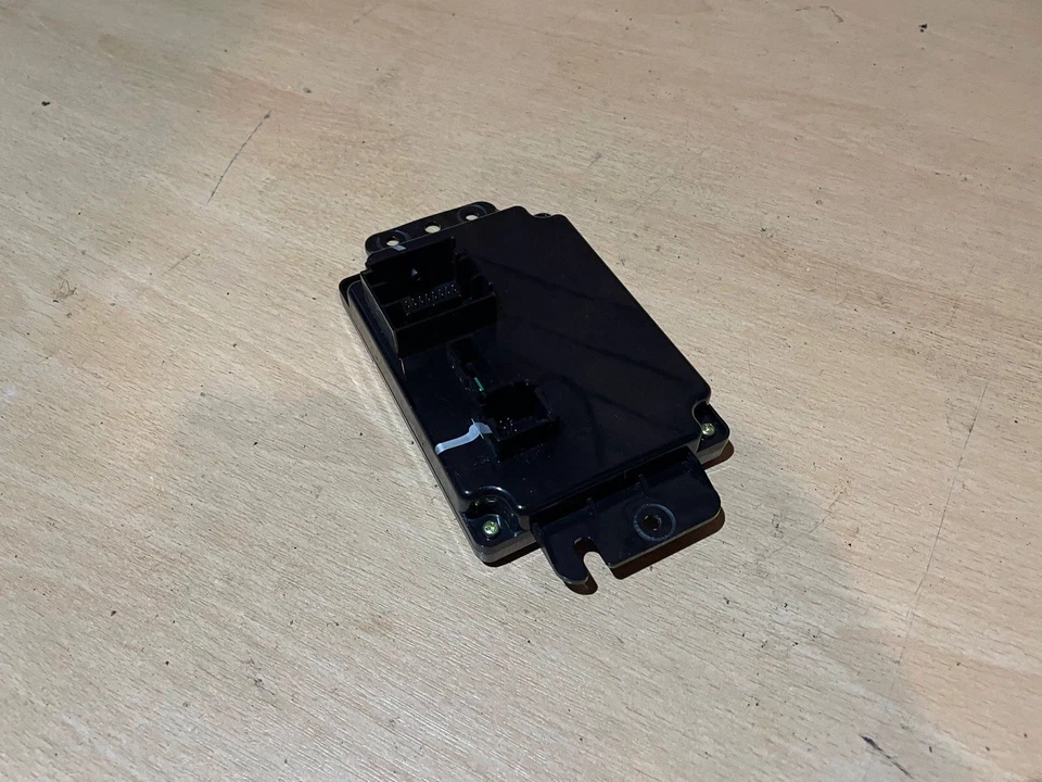 JEEP GRAND CHEROKEE AIR CONDITIONING CON CONTROL MODULE 68110610AJ - Image 4 of 4