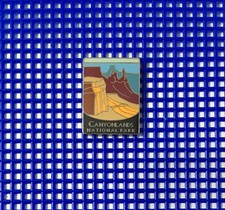 CANYONLANDS NATIONAL PARK Utah Travel Souvenir Enamel Lapel Hat Pin Badge