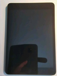 ipad mini cellular defekt , sehr gut für Ersatzteile