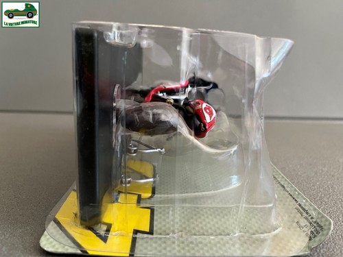 Moto GP miniature Valentino Rossi 46 Aprilia RSW 250 World Champion 1998 1/18 - Bild 6 von 6