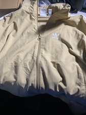 Young Girls Adidas WindBreaker New Large