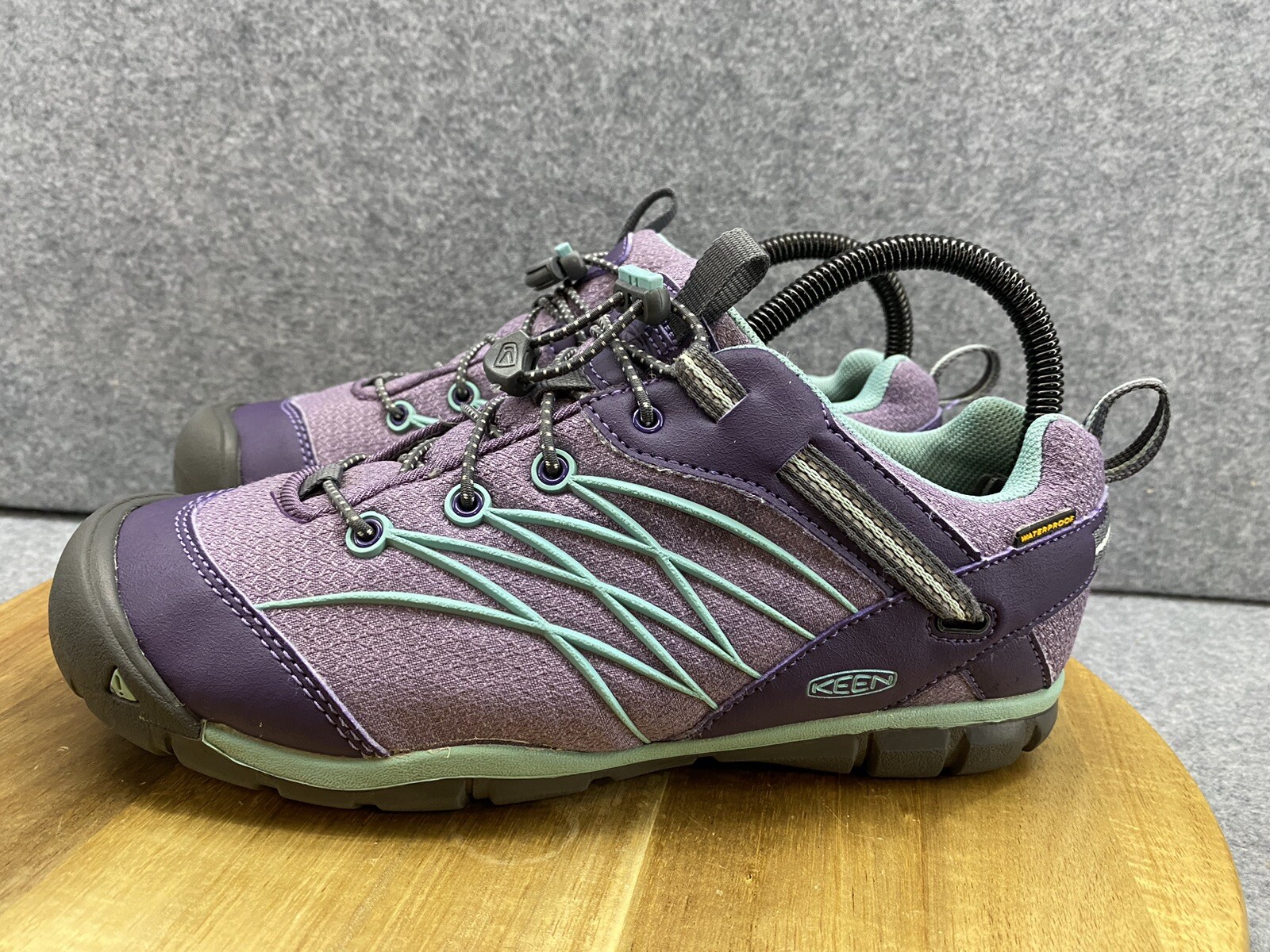 Scarpe da ginnastica Keen Chandler CNX viola e blu outdoor escursionismo donna 6