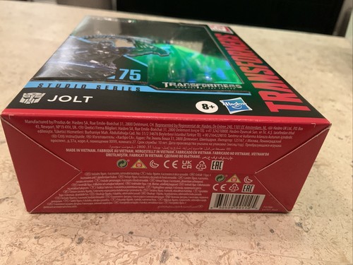 Hasbro Transformers Generations Studio Series 75 Deluxe Jolt Action Figure  - Picture 6 of 7