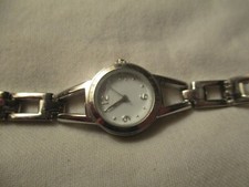 Watch Round White Face Silver Toned Bracelet Band Minimalist Elegant