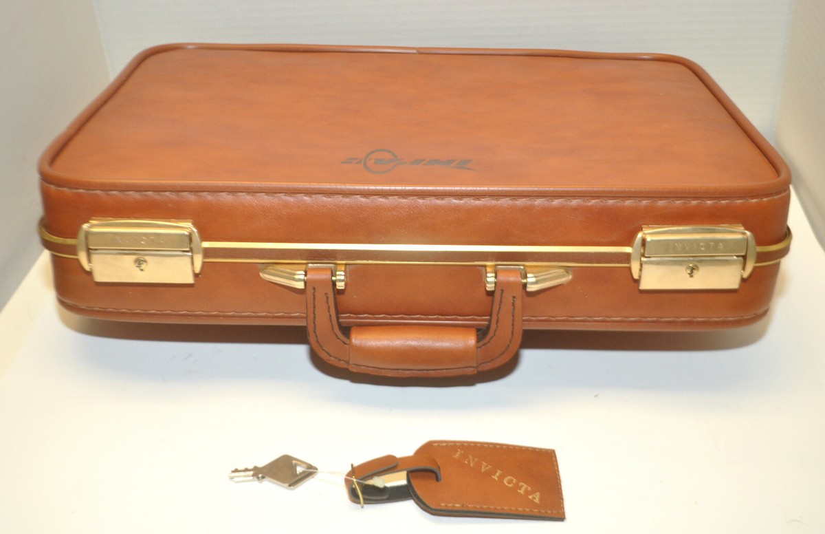 Retro Invicta USA Attache Briefcase Tan faux Leather w/ Presto
