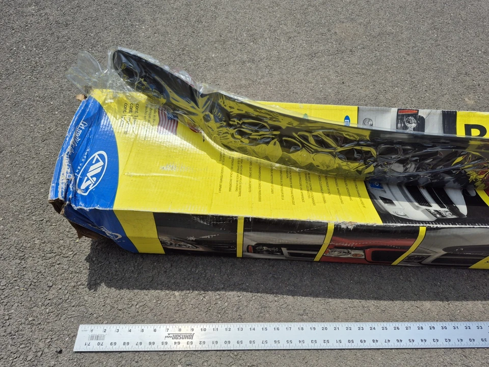 Nuevo NOS Ford F-250 F-550 Super Duty 2008-2010 AVS Bugflector Smoke Hood Shield Foto 2 de 4