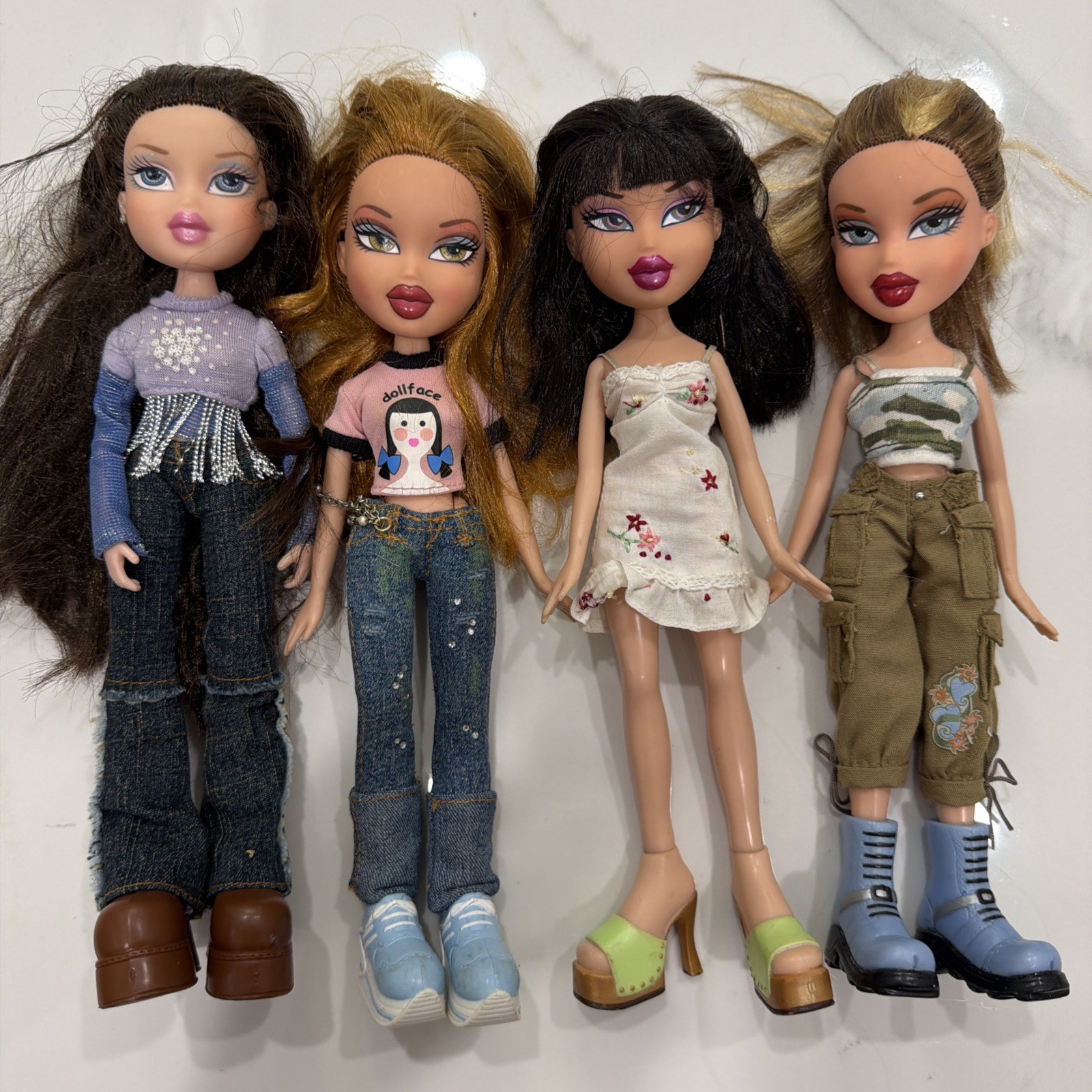 Lot 4 Bratz Dolls MGA: Dana, Meygan, Jade & Yasmin