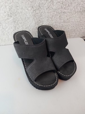 Sam & Libby Black Womens 7  Platform Slide Sandals Y2K Vintage Style