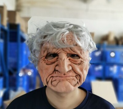 Loving Grandma Marge Latex Maske – Realistische Alte Frau Maske Mit Mundbewegung, Handgefertigt In USA