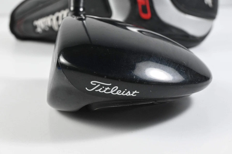 Left Hand Titleist 915 D2 Driver / 10.5 Degree / Regular Flex Diamana M+50 Shaft - Image 3 of 4