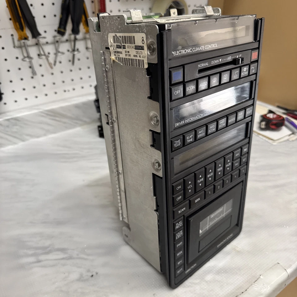 1987-1989 CADILLAC ALLANTE DRIVER INFO CENTER RADIO CLIMATE CONTROL-Parts/Repair - Image 3 of 4