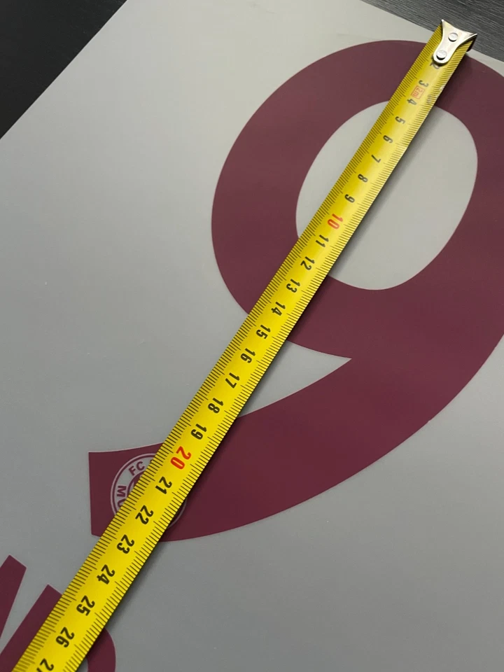 BAYERN MUNICH NAME SET ROBERT LEWANDOWSKI OFFICIAL RED PLAYER SIZE - Image 3 of 4