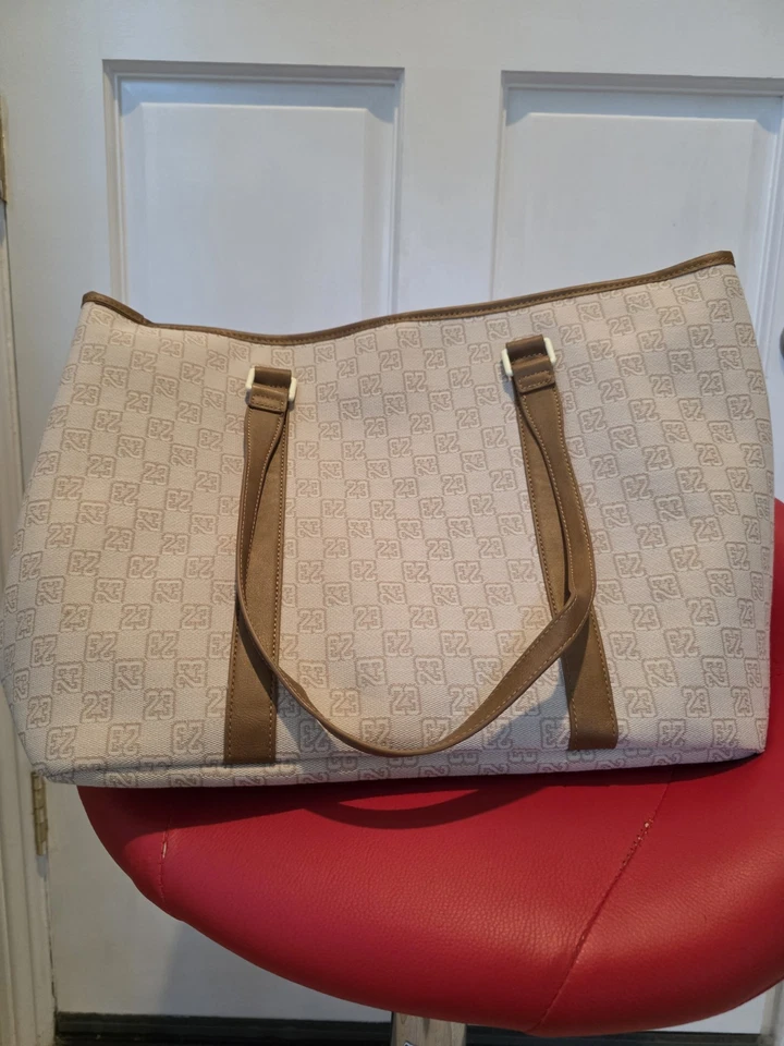 NIKE                    Jordan Monogram Tote Bag beige 196923020338 - Image 2 of 4