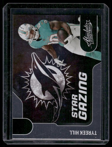 Tyreek Hill #SG-20 2022 Panini Absolute Star Gazing card