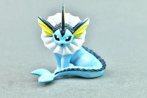 vaporeon tomy