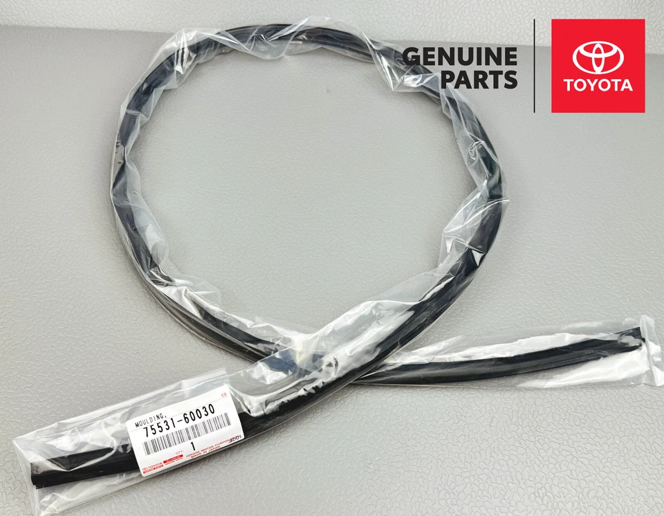 Moldura de parabrisas superior exterior OEM LEXUS LX470 Toyota Land Cruiser 75531-60030 Foto 3 de 3