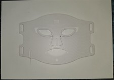 INIA Glow 2 Wired LED Light Therapy Mask