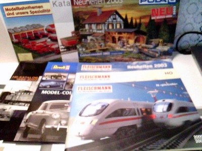 Konvolt: 8 Kataloge Modellbau Eisenbahn-Cars&Trucks, diverse Jahrgänge. div Hrsg