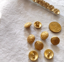 Konvolut Knöpfe in Knopfröhrchen, mit Steg, 12 mm, messing, N E U - Metall
