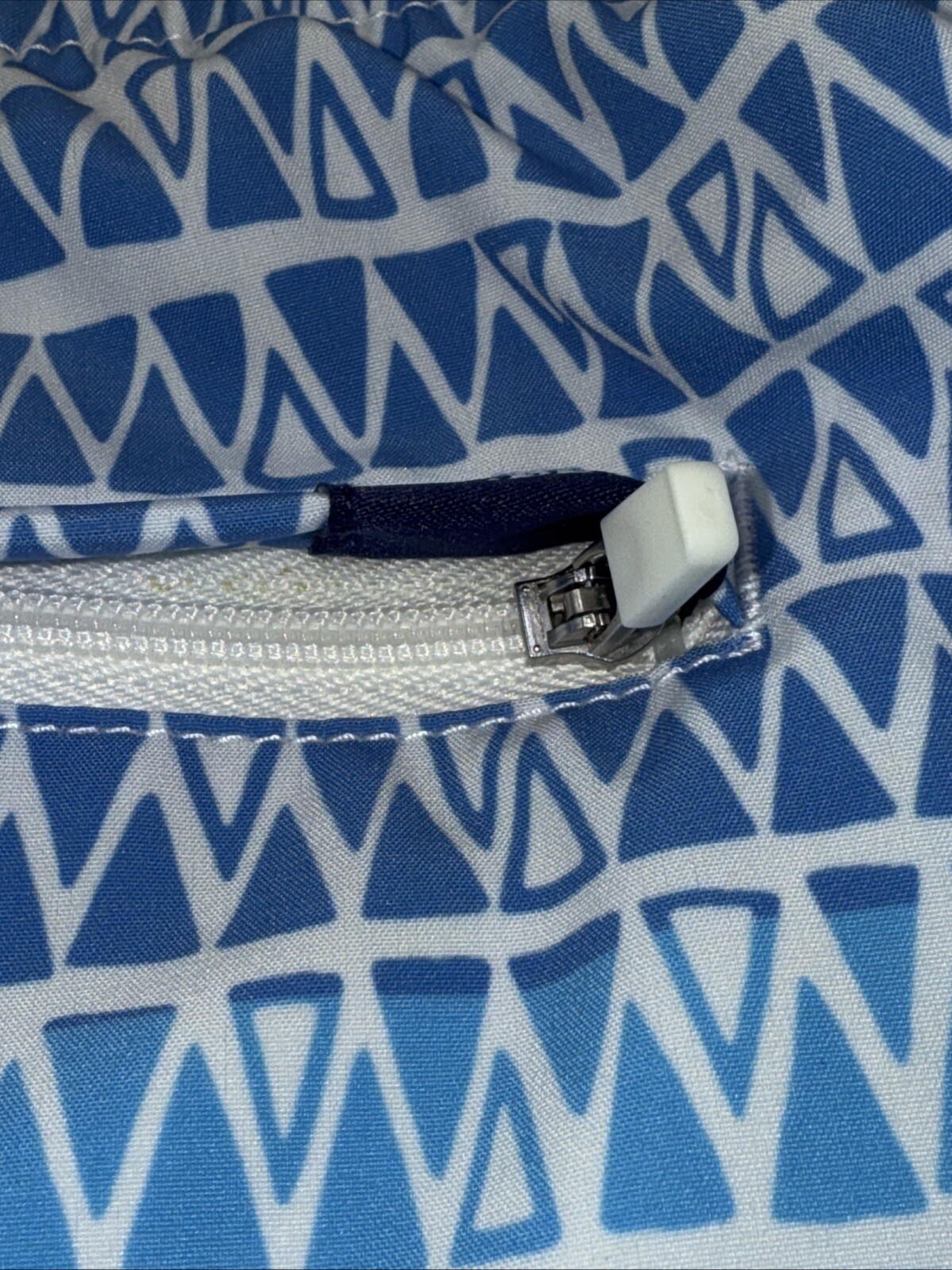 $70 Chubbies The Ocean Trifectas 5.5" Inseam Swim Trunks- Multi -Large -New Tag