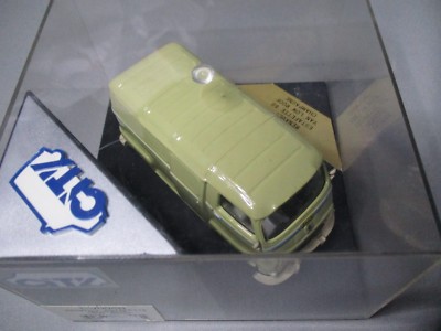 RENAULT ESTAFETTE POULAIN 1960-1965 VITESSE 1:43 of reference