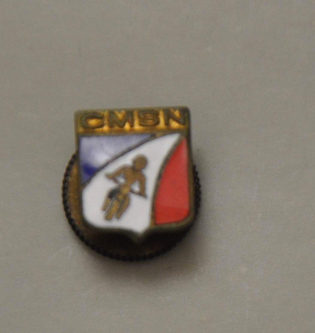 Picture 1 of 2