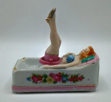 1950s Naughty Nodder Ashtray Lady Moving Legs G Nov. Co. Japan Patent TT