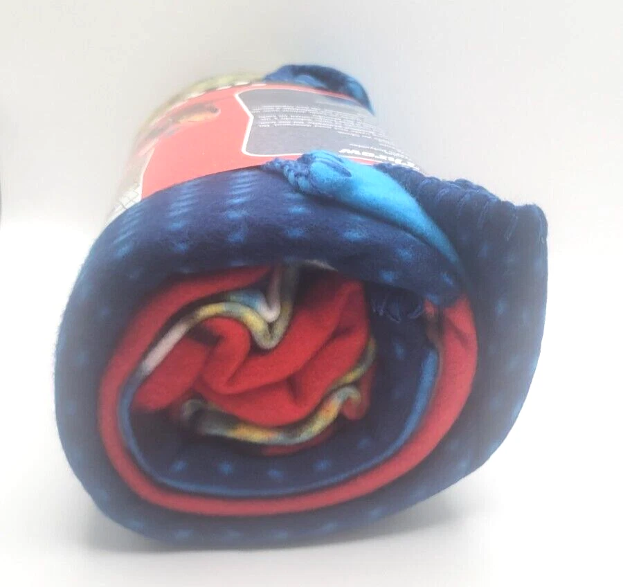 Manta suave de lana Lightning McQueen de Disney Cars 46" x 60" Foto 4 de 4