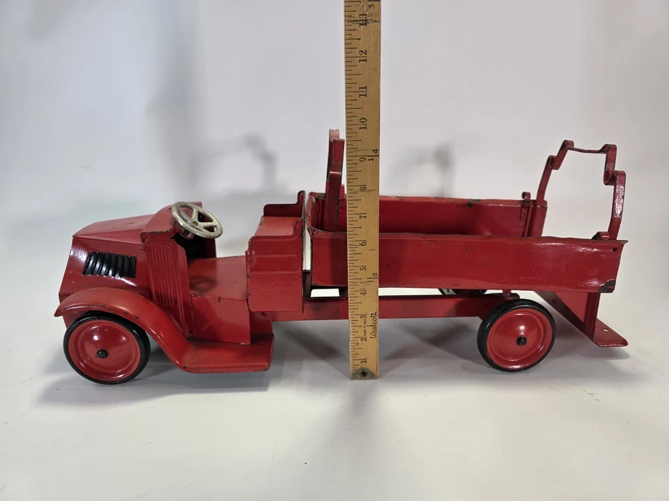 Antique Steelcraft Mack Pressed Steel "City Fire Dept" Toy Fire Truck 1920s Red - Image 4 of 4